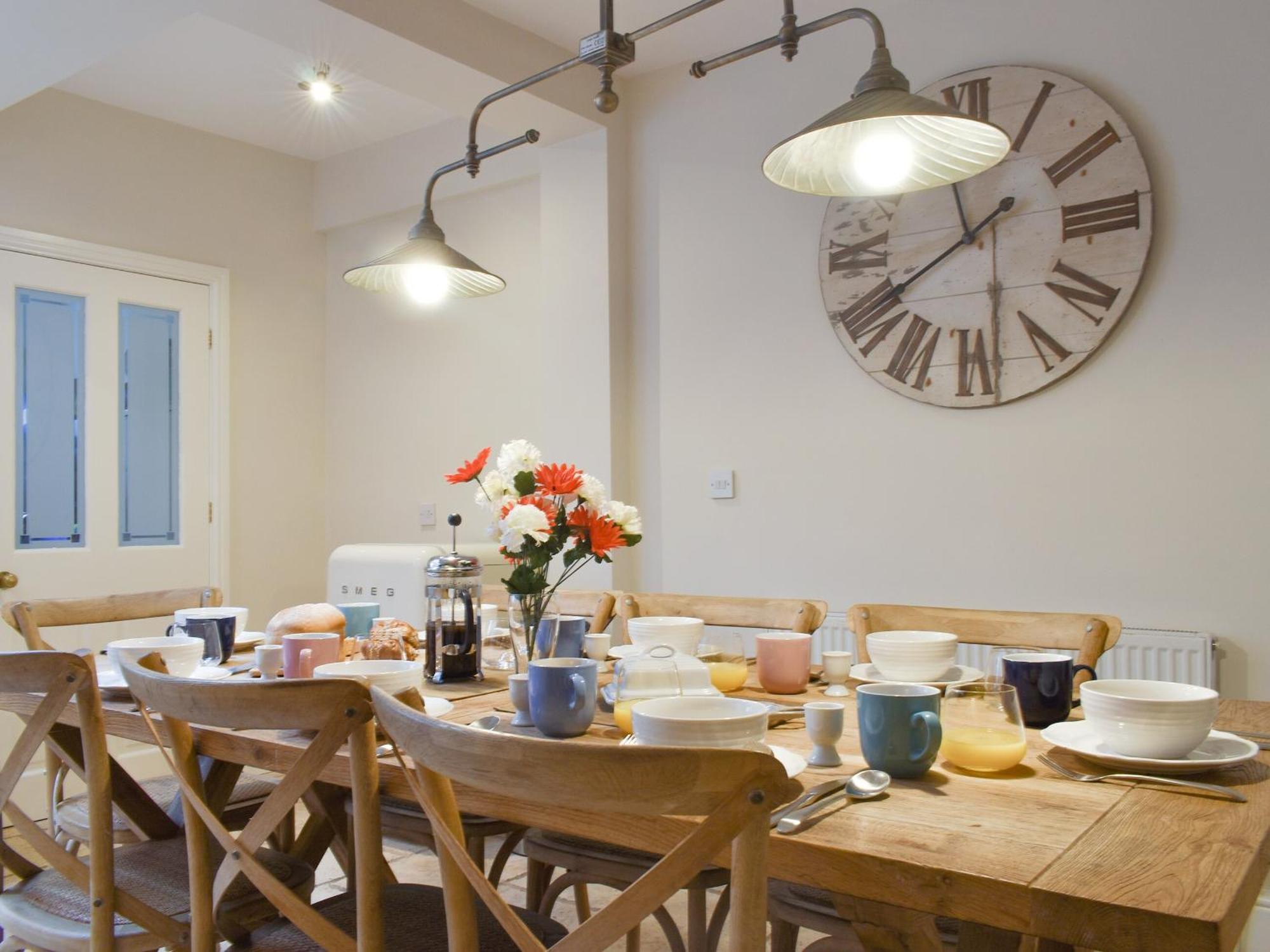 Whitby Townhouse Villa ภายนอก รูปภาพ